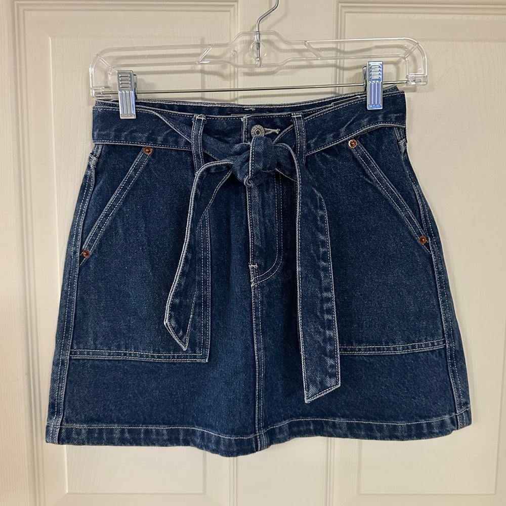 Abercrombie and Fitch tie front denim skirt. Size 25 color is medium denim.